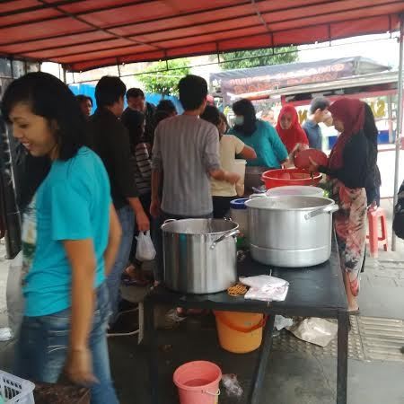 Banting Setir di Bulan Puasa, Pedagang Ini Untung 4 Kali Lipat