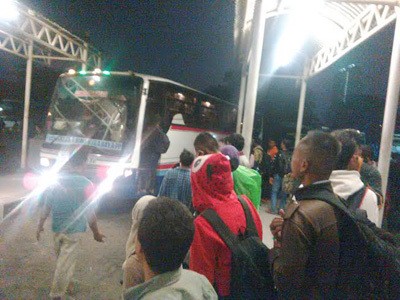 Libur Pilpres Bikin Terminal Bungurasih Padat