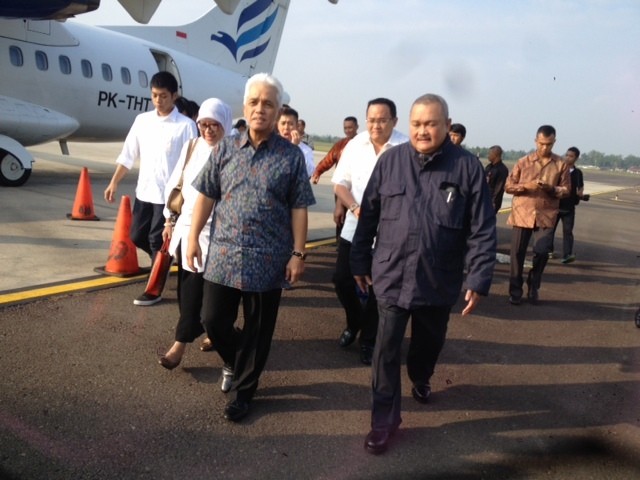 Sampai di Palembang, Hatta Disambut Gubernur Sumsel di Bandara
