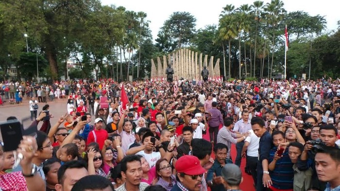 Jokowi: Bapak Prabowo dan Hatta Rajasa Adalah Negarawan dan Patriot