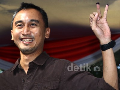 Tingkah Unik Warga di TPS 18 Menteng