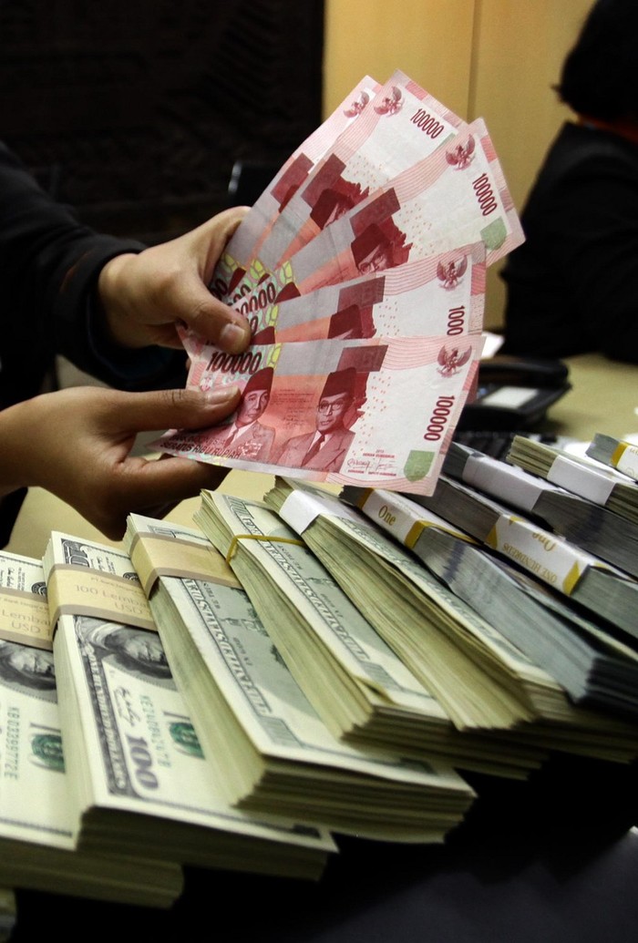 Jokowi-JK Menang di Hitung Cepat, Dolar Besok Turun ke Rp 11.300