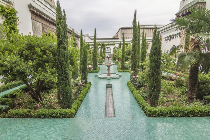 Tak Disangka, Paris Punya Masjid Secantik Ini