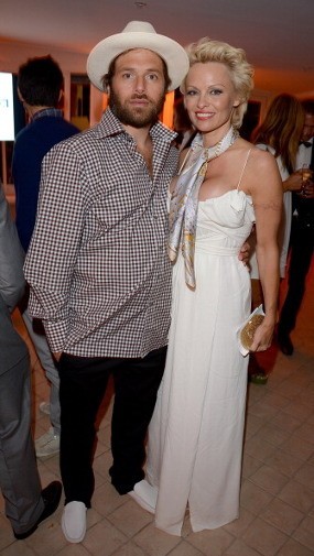 Pamela Anderson Gugat Cerai Rick Salomon (Lagi)