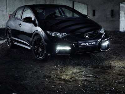 Si Hitam Honda Civic