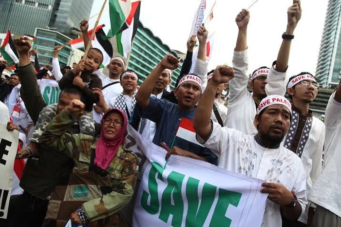 Prabowo dan Ical Datangi Aksi Solidaritas Palestina di Bundaran HI