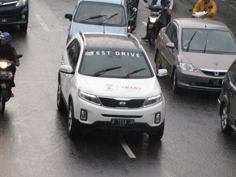 KIA Gelar Test Drive Bertema Piala Dunia