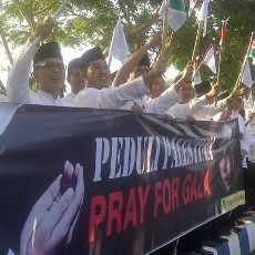 PNS dan Warga Banyuwangi Galang Dana untuk Palestina