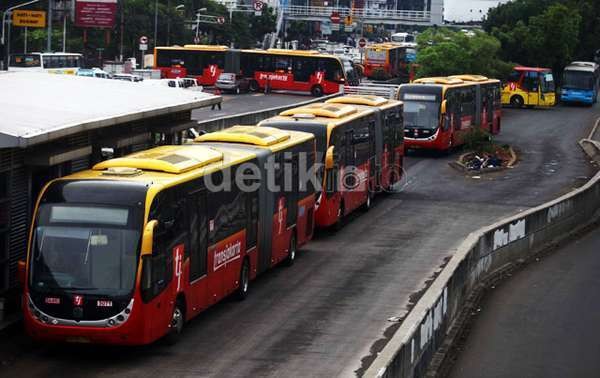Malam Takbiran, Pengoperasian TransJ Hingga Pukul 19.00 WIB