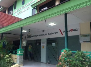 Jelang Perhitungan Suara, Polisi Berjaga di Kantor Kecamatan Pasar Minggu