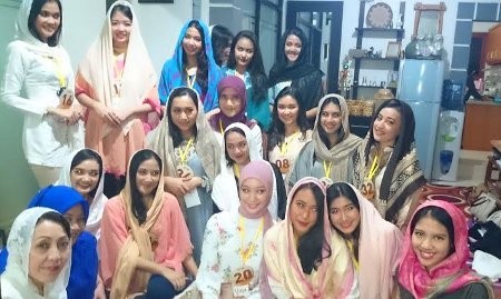 Jelang Malam Puncak, Finalis Abnon 2014 Kunjungi Pondok Pesantren
