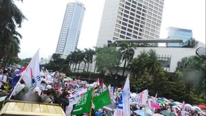 Ribuan Massa ODOJ Gelar Aksi Solidaritas Palestina di Bundaran HI
