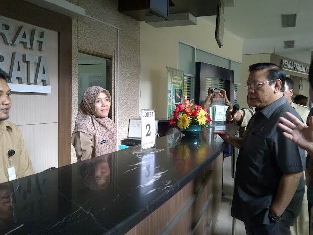 Menko Kesra Tinjau Program BPJS di Rumah Sakit Purbalingga