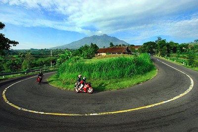 Mendaki Merapi