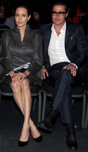 Duh! Angelina Jolie dan Brad Pitt Gagalkan Pernikahan Pasangan Ini