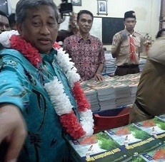 Blusukan ke SMP di Papua, Mendikbud Sidak Distribusi Buku Gratis