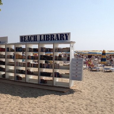 Ini Perpustakaan Pantai Paling Keren Ini Perpustakaan Pantai Paling Keren