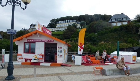 Ini Perpustakaan Pantai Paling Keren