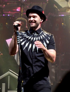 Tampil di New York, Justin Timberlake Dihadiahi Underwear