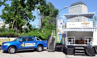 Posko Siaga atau Stand-by Service Post 24 Hours bersiaga di jalur padat mudik dan balik di pulau Jawa dan Bali. Posko Siaga ini dilayani langsung oleh teknisi yang dilengkapi dengan kendaraan Chevrolet Caravan. Istimewa/Chevrolet.