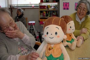 Agar Tak Kesepian, Para Lansia di Jepang Dibuatkan Boneka Susan Versi Modern