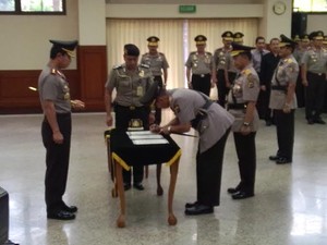 Kapolri Resmi Lantik Kapolda Papua dan DIY