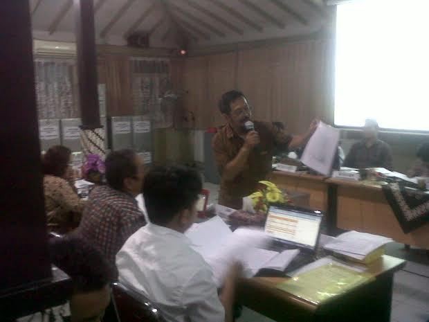 Ada Selisih Penjumlahan, Rekapitulasi Suara Kota Yogya Diwarnai Protes