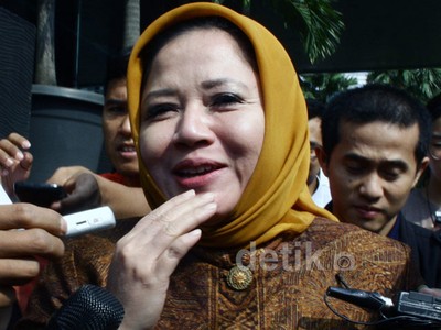 Istri SDA Diperiksa KPK Soal Kasus Haji