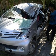 Dua Pencuri Sarang Walet Dibekuk Usai Terlibat Kecelakaan