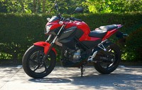 Honda CB250F dibekali mesin empat tak dengan silinder tunggal. Istimewa/Response.