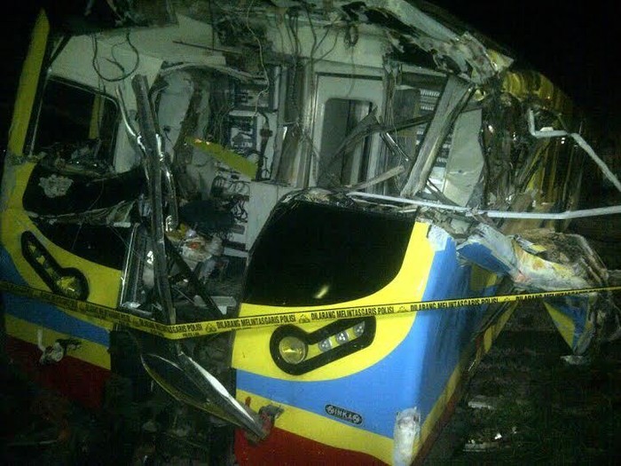 Penyebab Kereta Vs Truk Crane Diduga karena Sinyal Perlintasan Tak Menyala