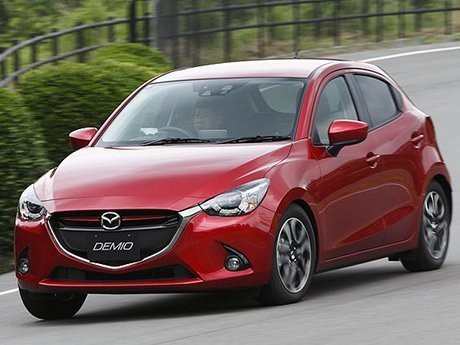 Ini Dia Tampang Mazda2 Teranyar