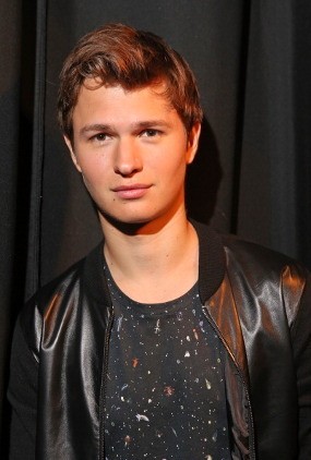 Ansel Elgort Sebagai Pengidap Kanker di The Fault in Our Stars