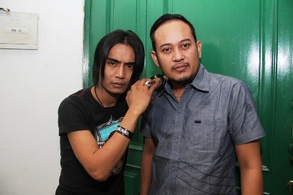 Setia Band Kompak Sholat Malam di Bulan Puasa Tahun Ini