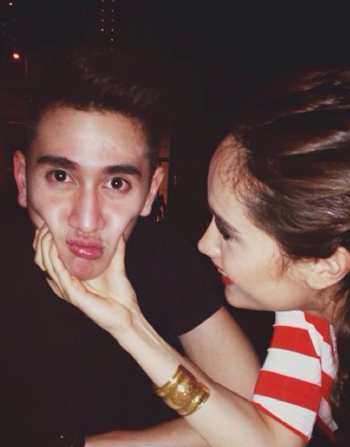 Suitt..Suitt! Saling Beri Kejutan, Verrell Beri Bunga ke Cinta Laura