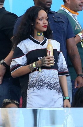 Rihanna Beri Dukungan Pada Palestina di Twitter, Tapi...