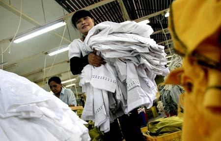 Cak Imin: Karyawan Kontrak dan Outsourcing Berhak Dapat THR