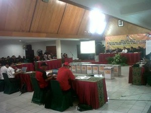 Rekap 15 Kecamatan di Bandung, Prabowo-Hatta Kalahkan Jokowi-JK