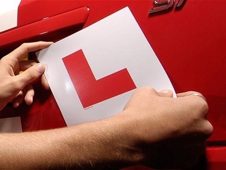 Wanita Ini Tidak Lulus Ujian Teori SIM Hingga 110 Kali!