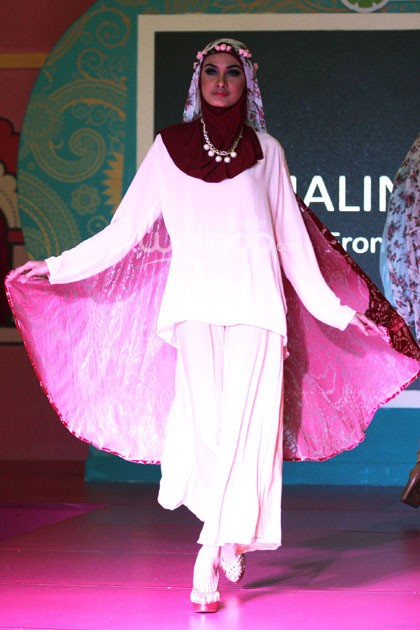 Amalina Aman From Sydney. Ramadhan Runway 2015 at Kota Kasablanka. Kuningan. Jakarta. [Foto: Mohammad Abduh/Wolipop]
