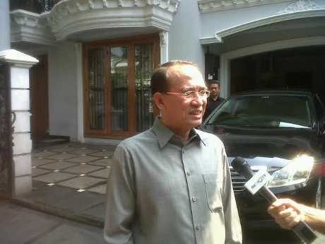 Kasus Haji, KPK Panggil Ajudan dan Pengawal Suryadharma Ali