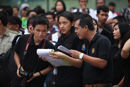 Putri Tanjung dan Cintanya pada Dunia Media