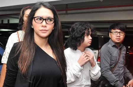 Ahmad Dhani Minta Maia Tanggung Korban Dul, Kartika Putri Gagal Nikah