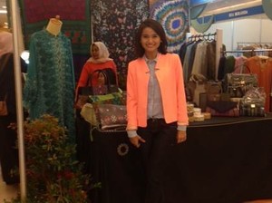 Acha Hingga Adipati Dolken Jualan di Bazaar Indonesia Moslem Fashion Week 2014