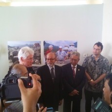 Tiba di Aceh, Bill Clinton Inspeksi Kemajuan Aceh Pasca Tsunami