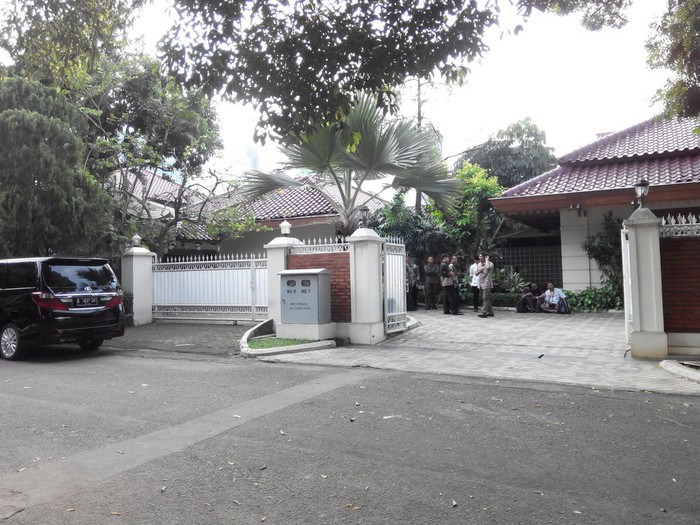 Ical dan Anis Matta Sudah Tunggu Prabowo di Rumah Habibie