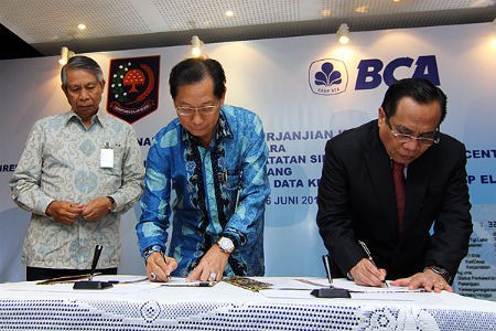 BCA Jalin Kerjasama dengan Kemendagri pada Pemanfaatan NIK, Data Kependudukan, dan KTP Elektronik