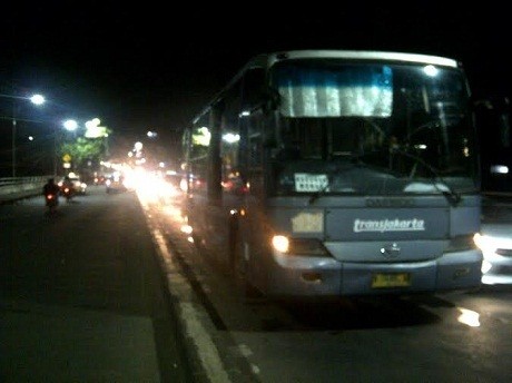 TransJ Mogok di TB Simatupang, Jalanan Arah Pasar Rebo Macet