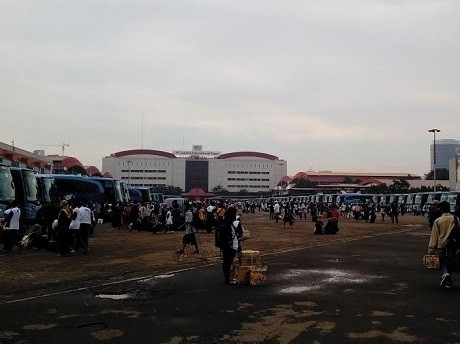 5 Ribu Pemudik Datang, PRJ Kemayoran Berubah Jadi Terminal Bus