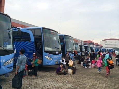 Sebelum Berangkat, Peserta Mudik Gratis PD Dihibur Lagu Dangdut